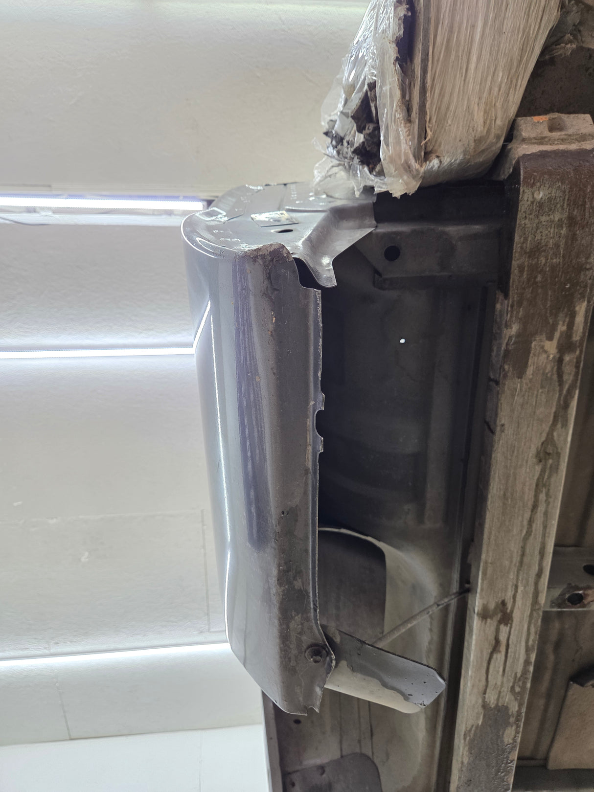 1999-2010 Ford Super Duty F250 F350 6' 9" Short Truck Bed