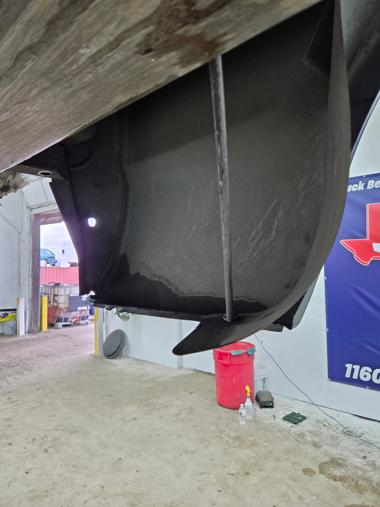 1999-2010 Ford Super Duty F250 F350 6' 9" Short Truck Bed