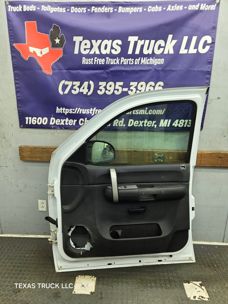 2007-2013 Chevrolet Silverado / GMC Sierra 1500 2500 3500 HD RH Front Passenger Side Door