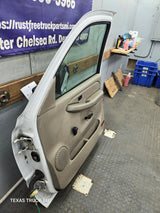1999-2006 Chevrolet Silverado / GMC Sierra 1500 2500 3500 HD Front Passenger side Door RH