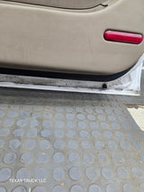 1999-2006 Chevrolet Silverado / GMC Sierra 1500 2500 3500 HD Front Passenger side Door RH