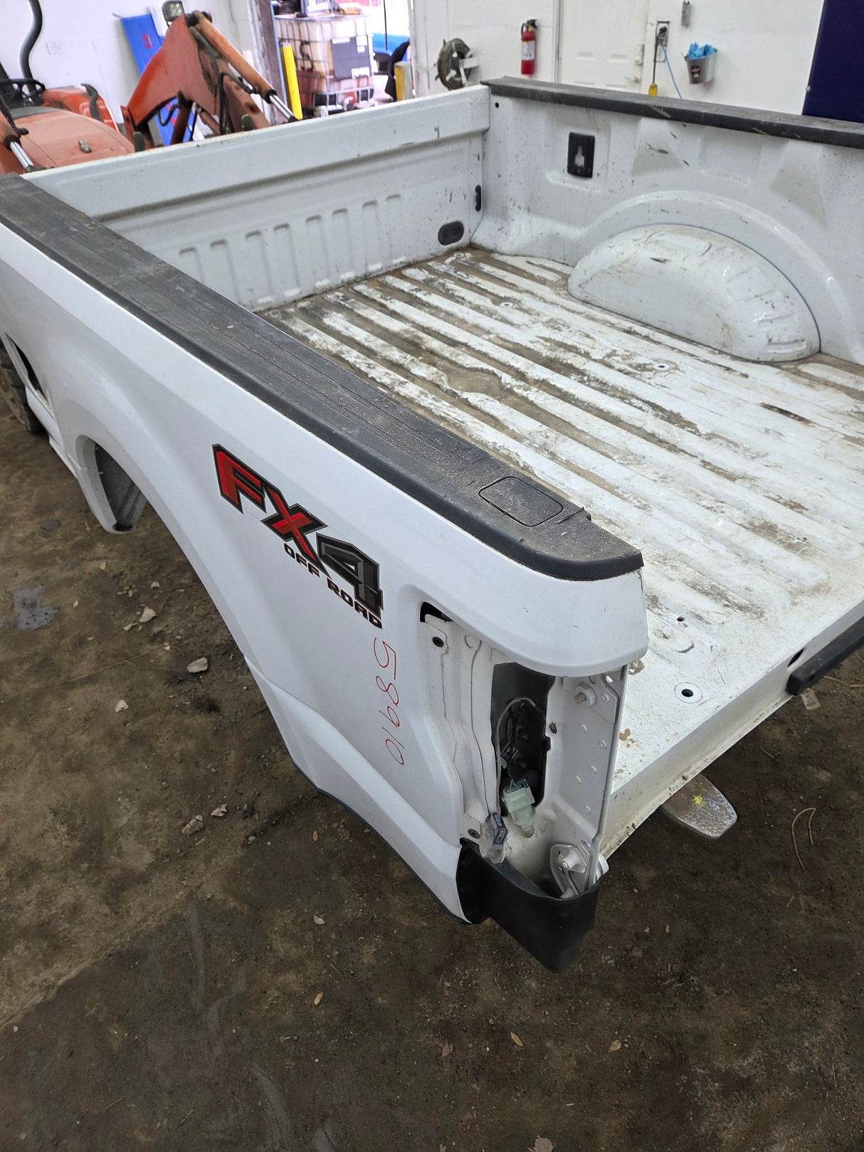 2017-2022 Ford F250 F350 Super Duty 6' 9" Short Truck Bed