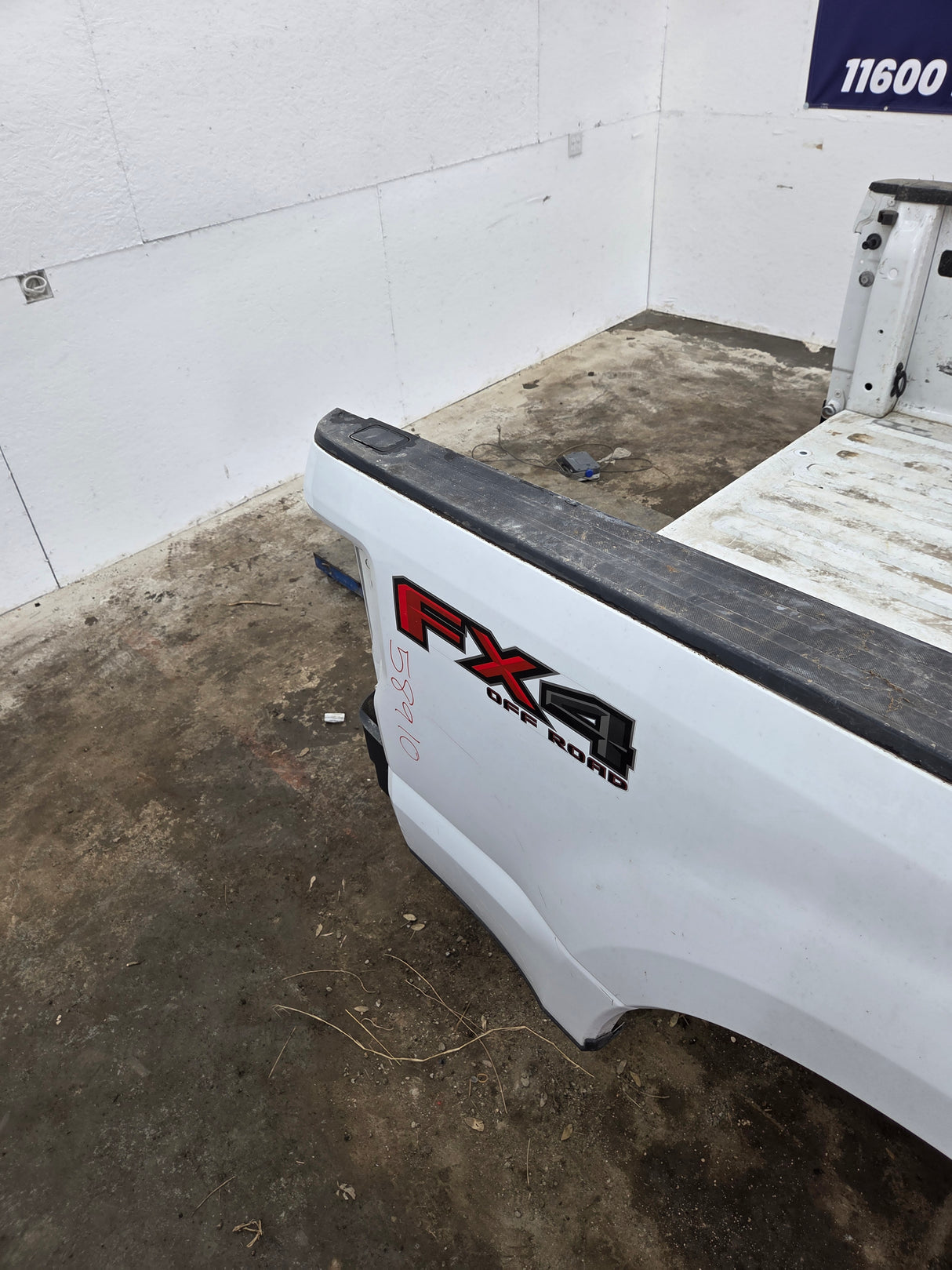 2017-2022 Ford F250 F350 Super Duty 6' 9" Short Truck Bed