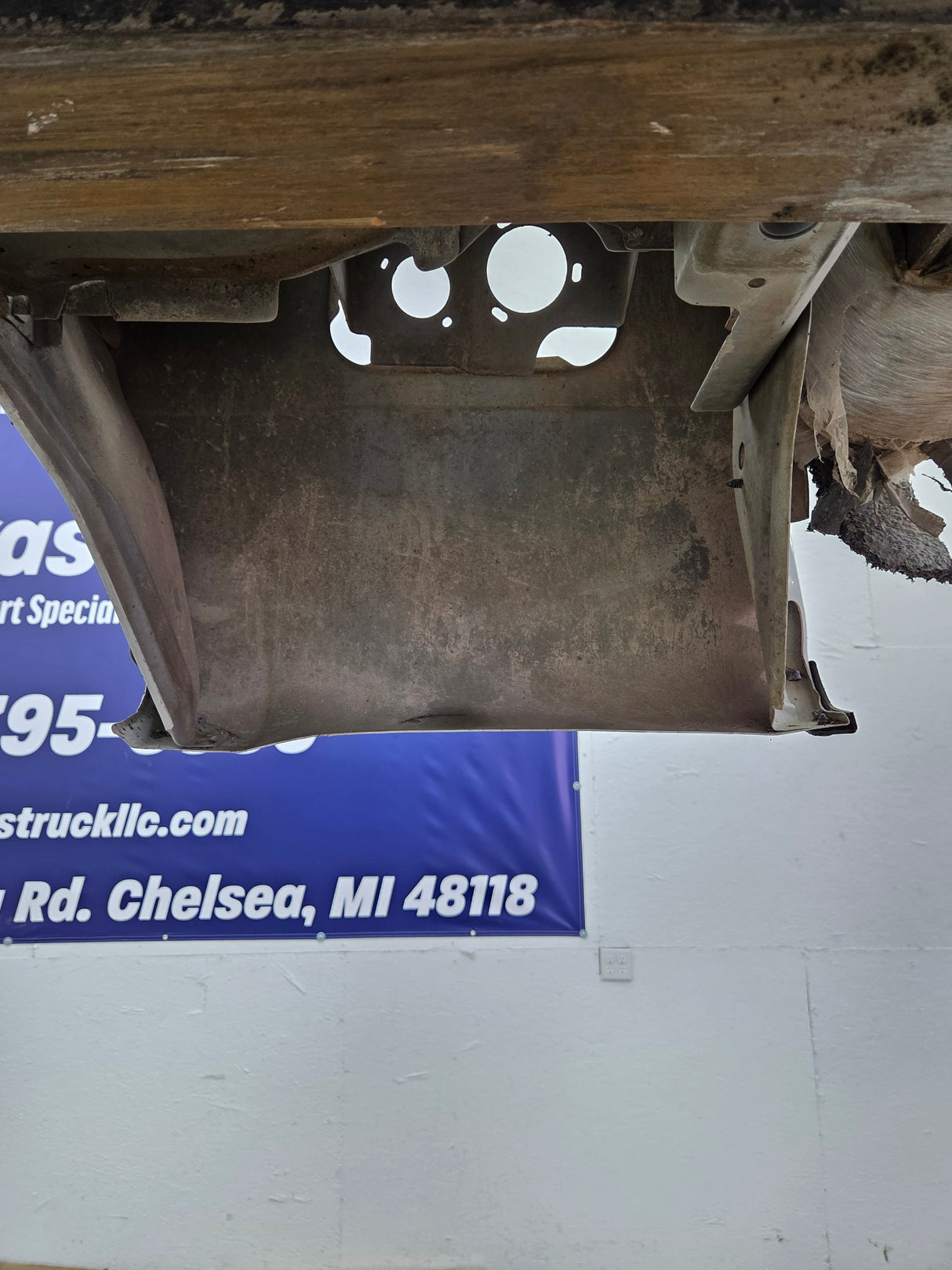 2017-2022 Ford F250 F350 Super Duty 6' 9" Short Truck Bed