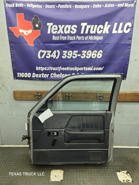 1992-1996 Dodge Dakota RH Passenger Side Front Door