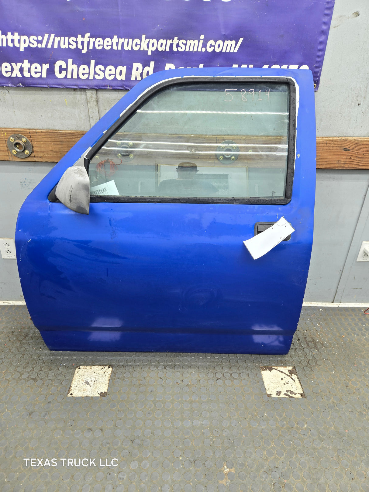 1992-1996 Dodge Dakota LH Driver Side Front Door