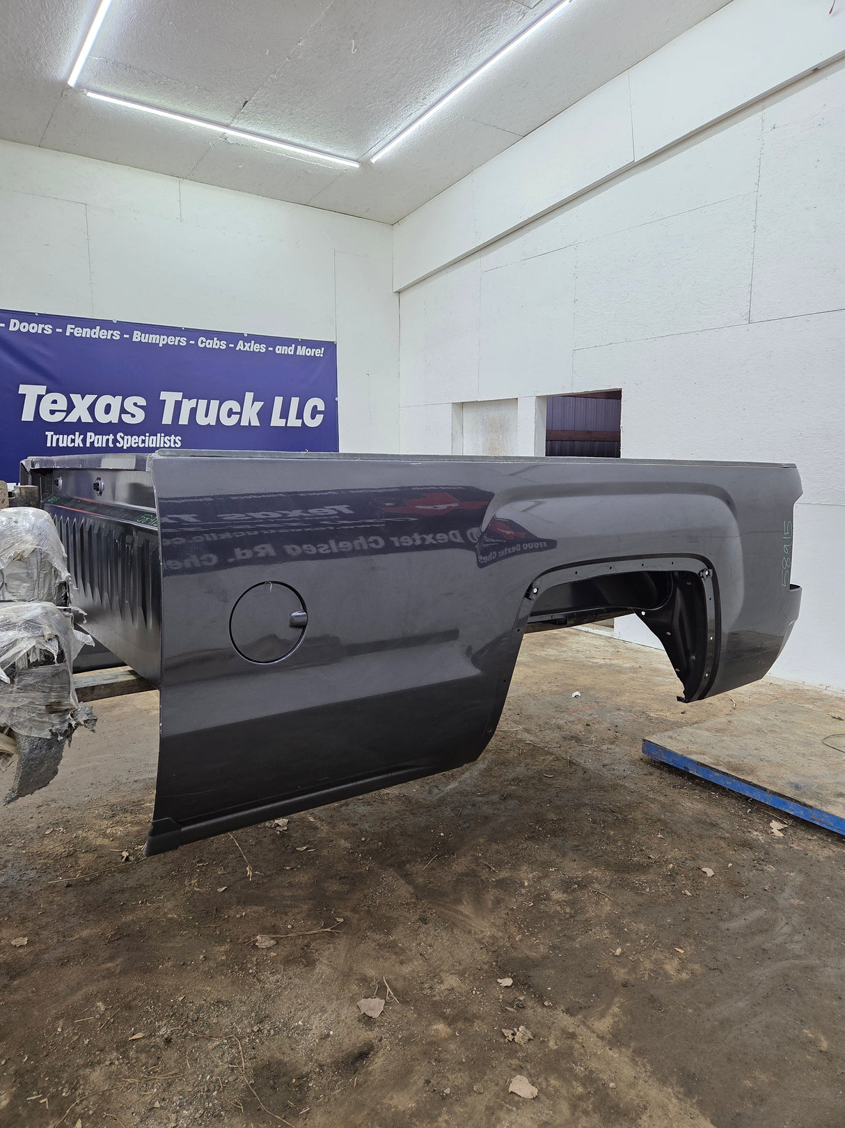 2014-2019 GMC Sierra 1500 2500 3500 HD 8' Long Truck Bed