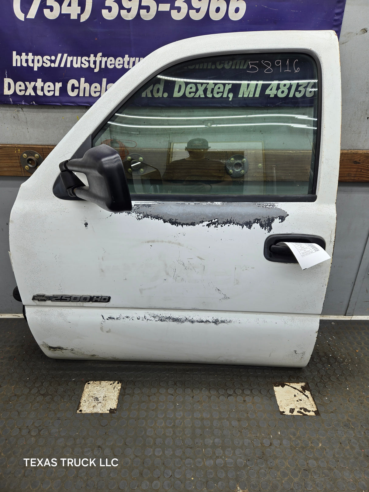 1999-2006 Chevrolet Silverado / GMC Sierra 1500 2500 3500 HD Front Driver Side Door LH