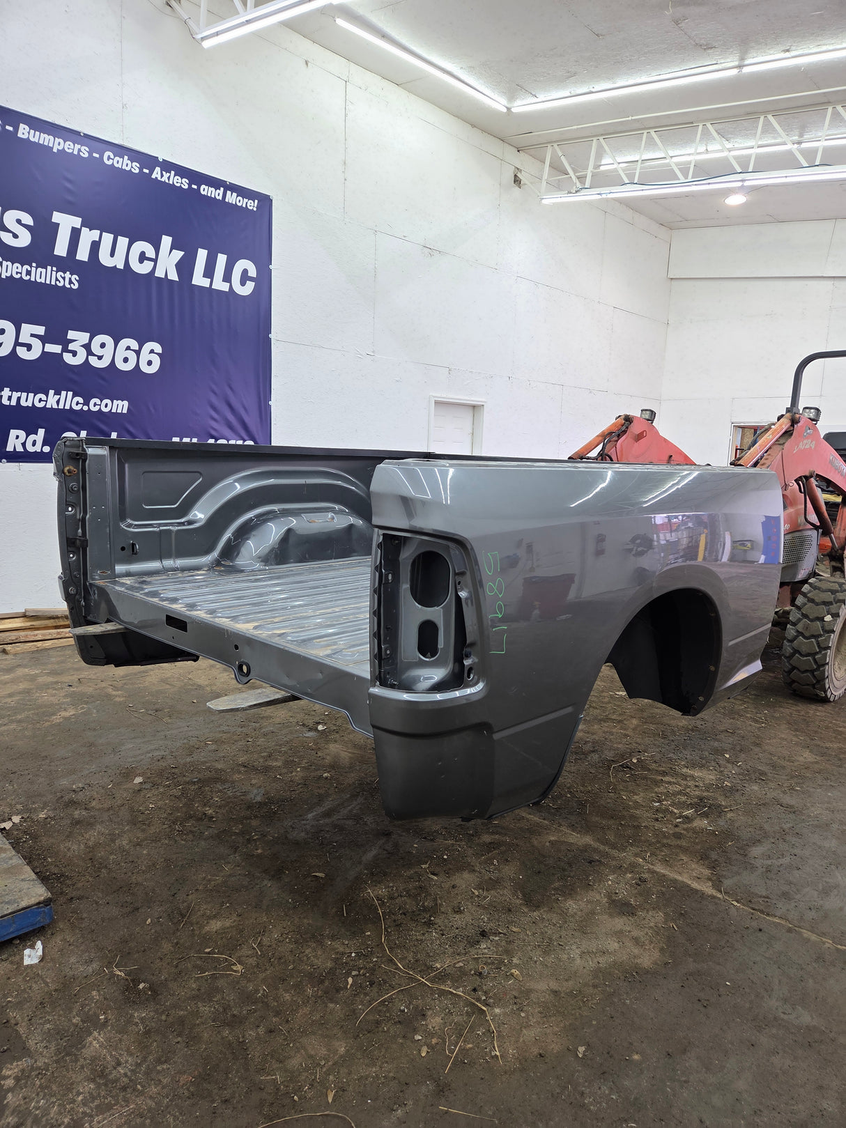 2009-2018 Dodge Ram 4th Gen 1500 2500 3500 6' 4" Short Truck Bed