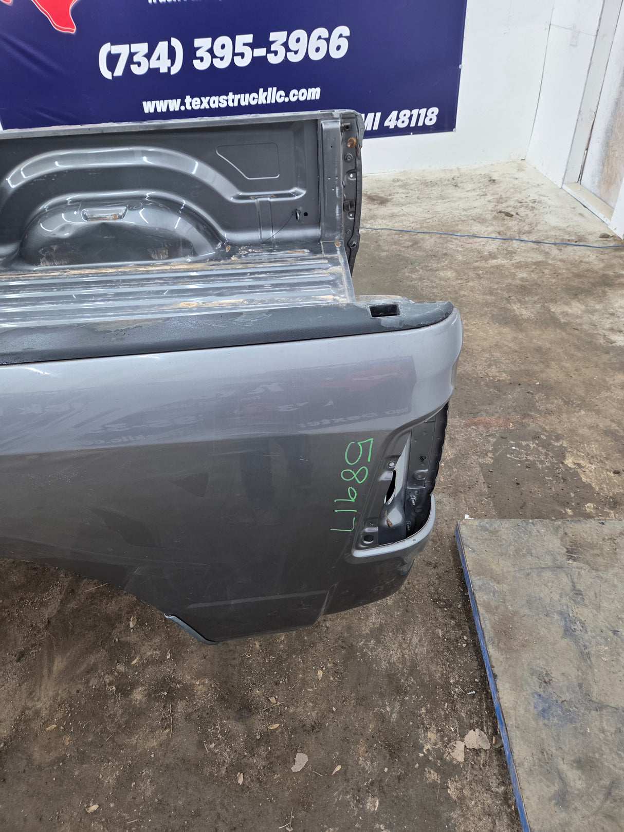 2009-2018 Dodge Ram 4th Gen 1500 2500 3500 6' 4" Short Truck Bed