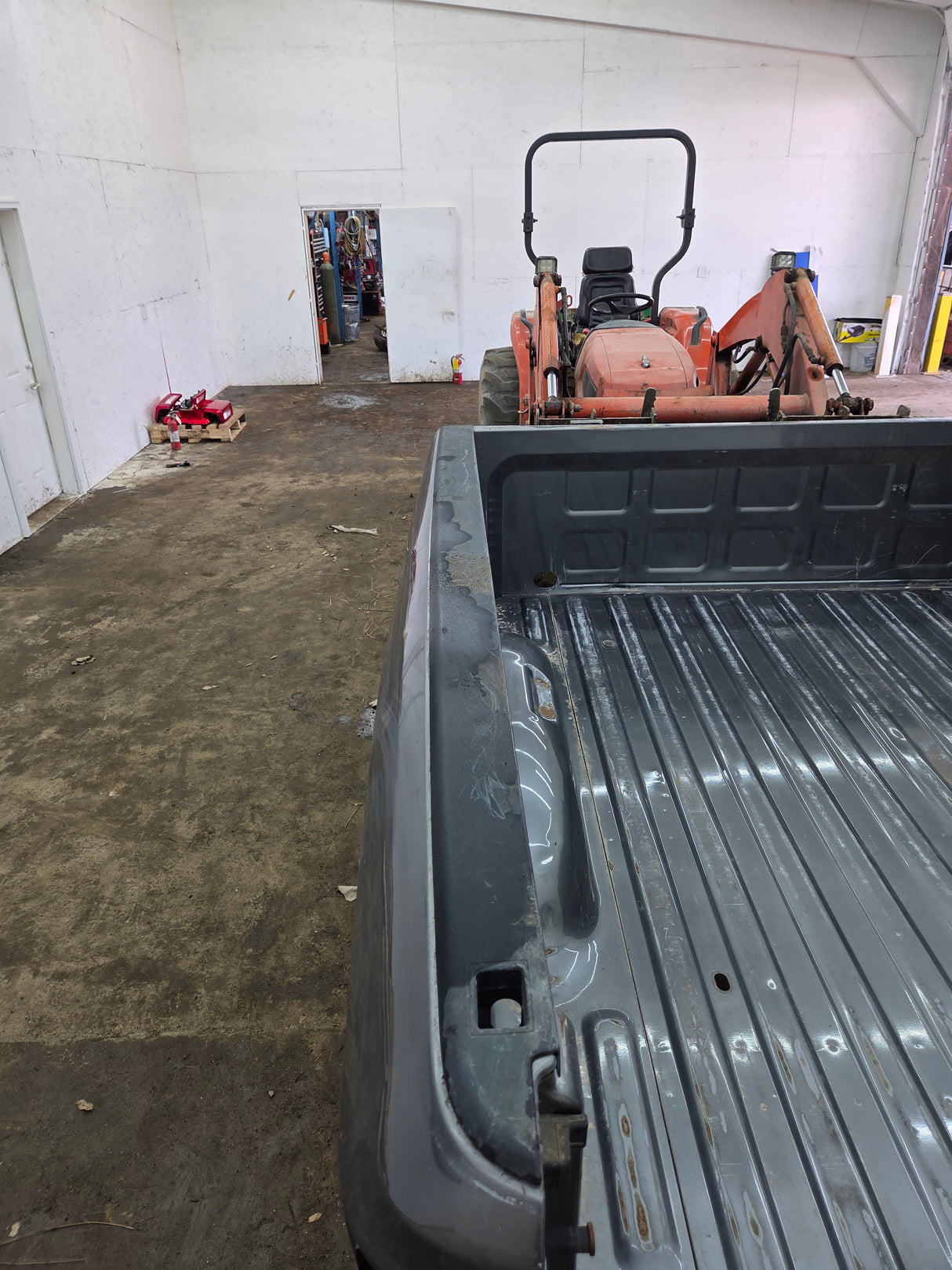 2009-2018 Dodge Ram 4th Gen 1500 2500 3500 6' 4" Short Truck Bed