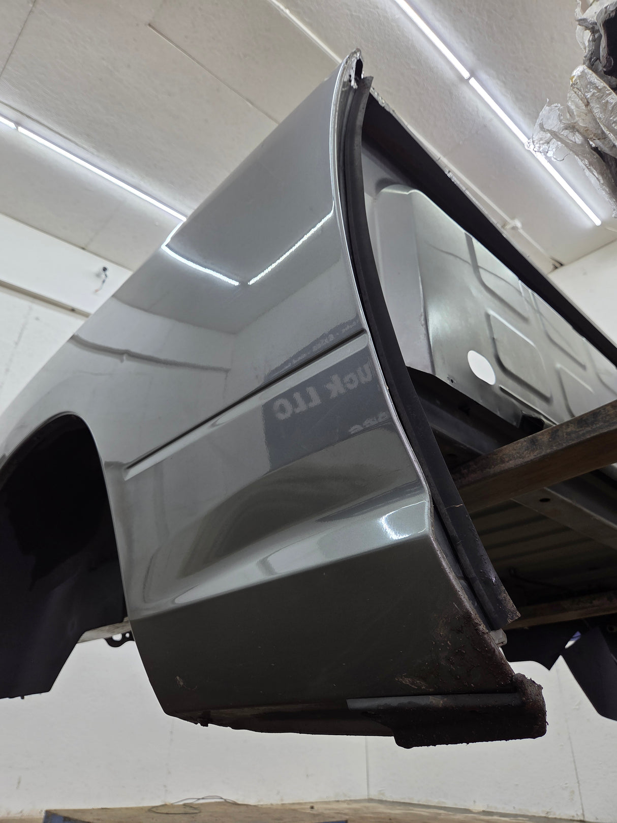 2009-2018 Dodge Ram 4th Gen 1500 2500 3500 6' 4" Short Truck Bed