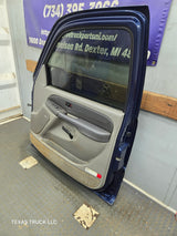 1999-2006 Chevrolet Silverado / GMC Sierra 1500 2500 3500 HD Front Passenger Side Door RH