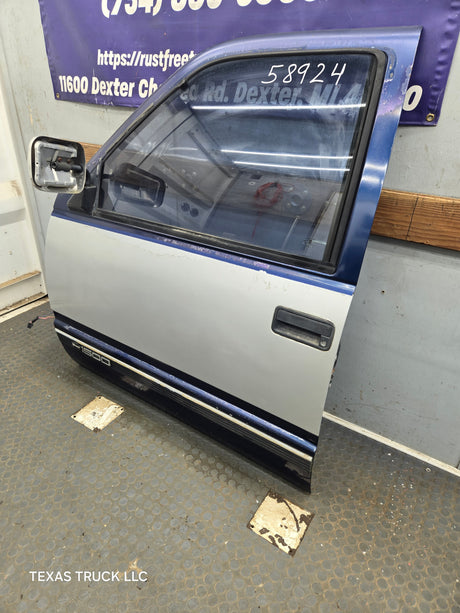 1988-2000 Chevrolet Silverado Suburban GMC Sierra LH Front Driver Side Door