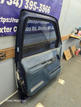 1988-2000 Chevrolet Silverado Suburban GMC Sierra LH Front Driver Side Door