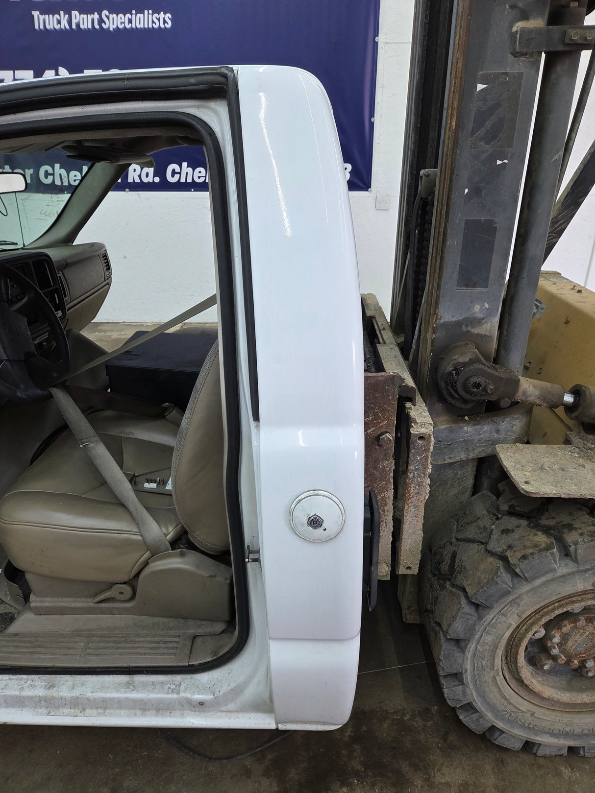 1999-2007 Chevrolet Silverado / GMC Sierra 1500 2500 HD 3500HD Regular Cab Body