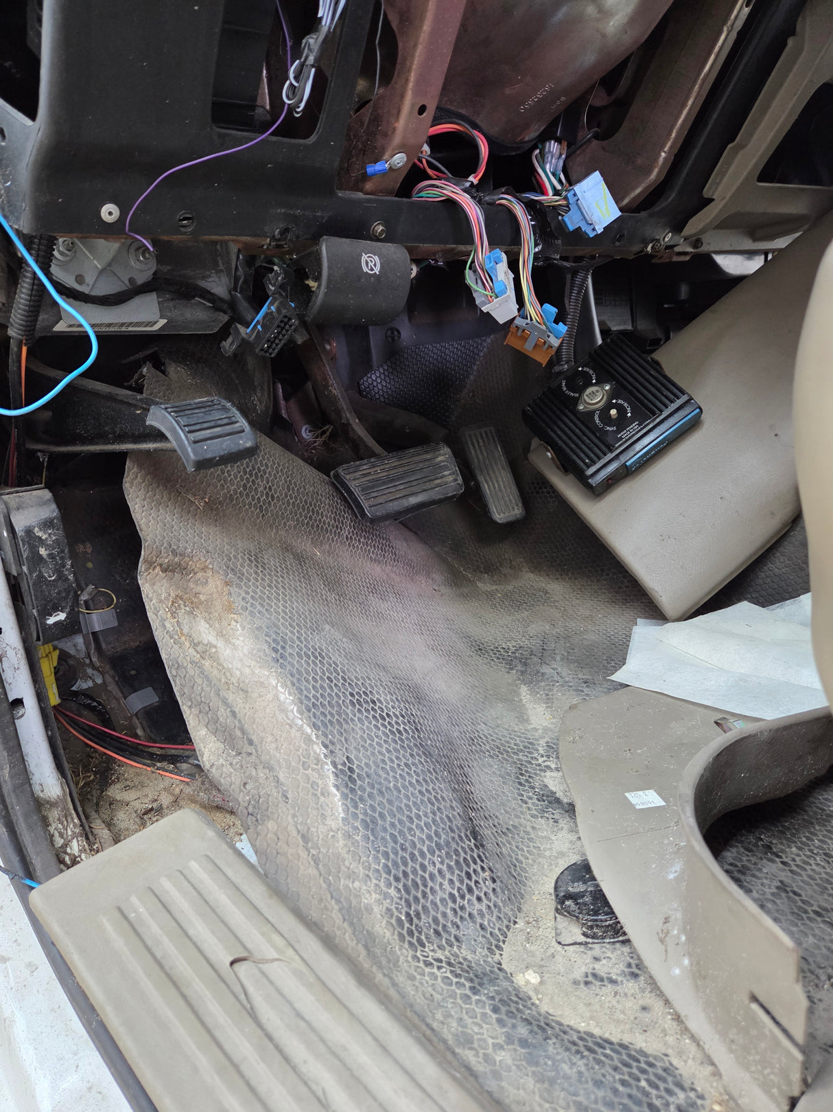 1999-2007 Chevrolet Silverado / GMC Sierra 1500 2500 HD 3500HD Regular Cab Body