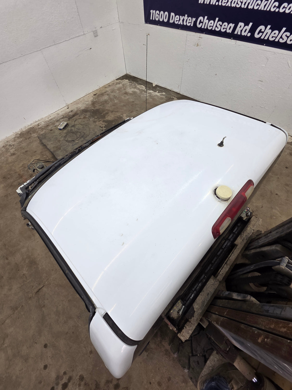 1999-2007 Chevrolet Silverado / GMC Sierra 1500 2500 HD 3500HD Regular Cab Body