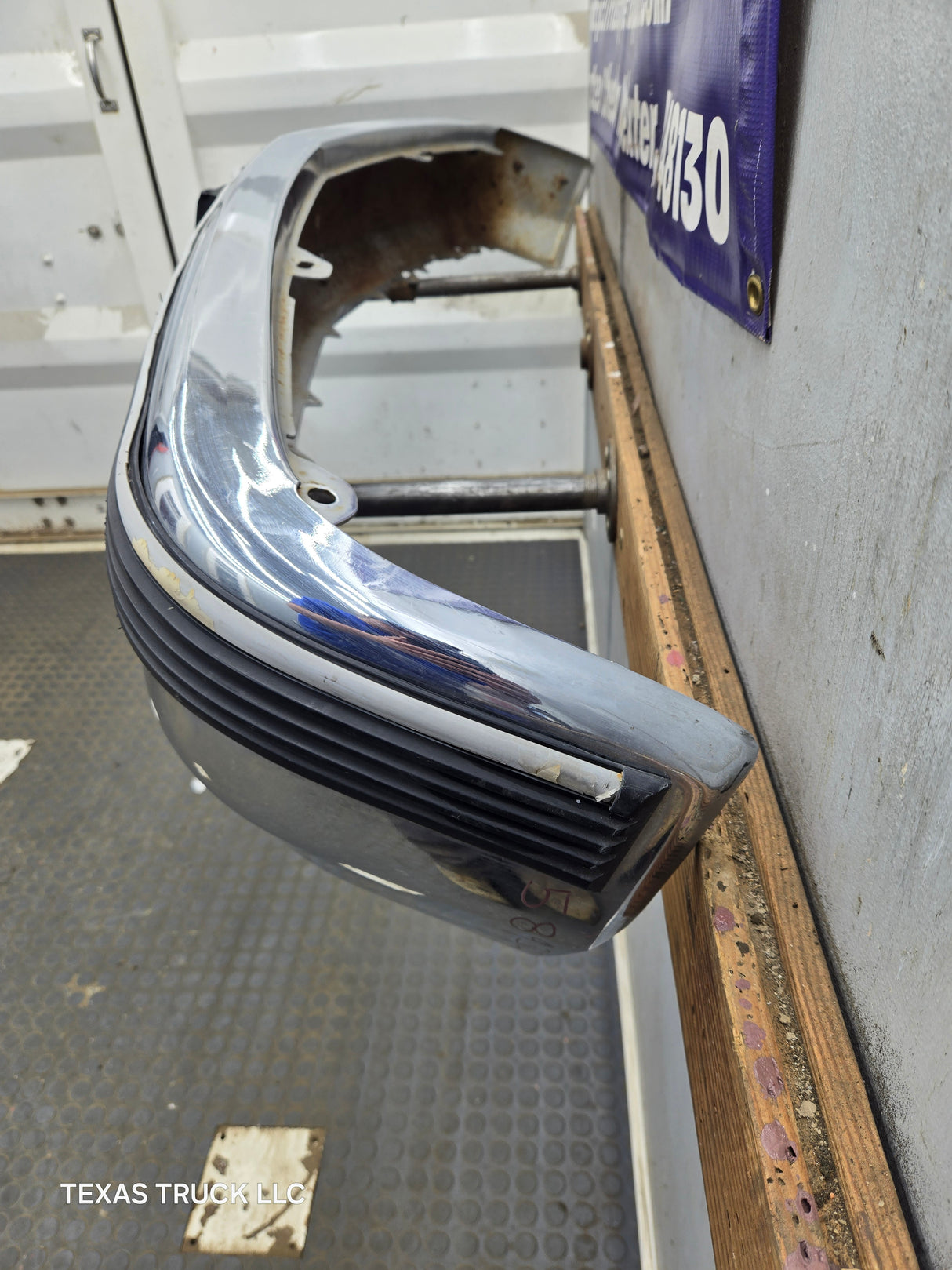 1988-1998 Chevrolet / GMC 1500 2500 3500 Front Bumper