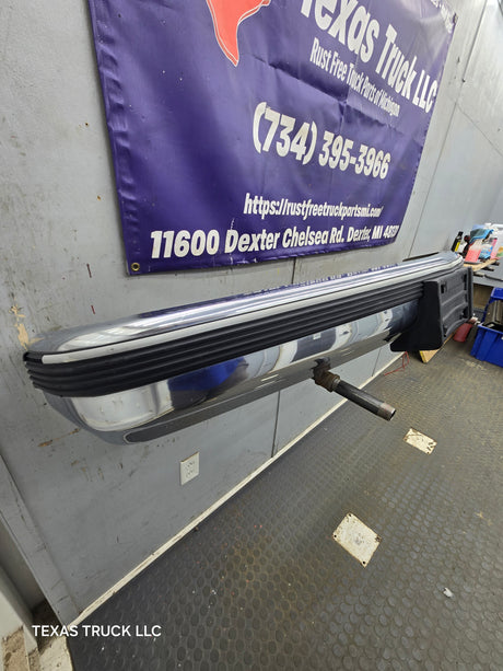 1988-1998 Chevrolet / GMC 1500 2500 3500 Front Bumper