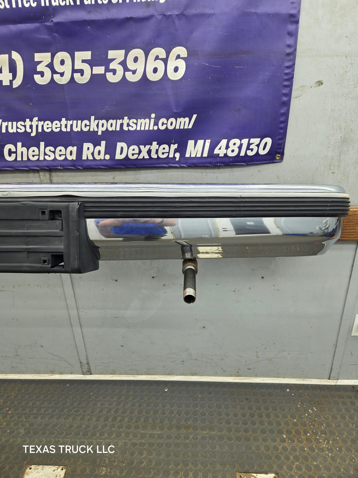 1988-1998 Chevrolet / GMC 1500 2500 3500 Front Bumper