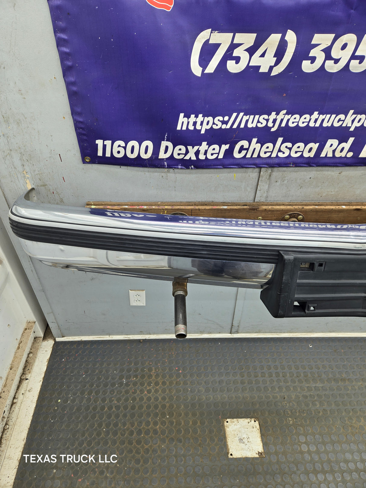 1988-1998 Chevrolet / GMC 1500 2500 3500 Front Bumper