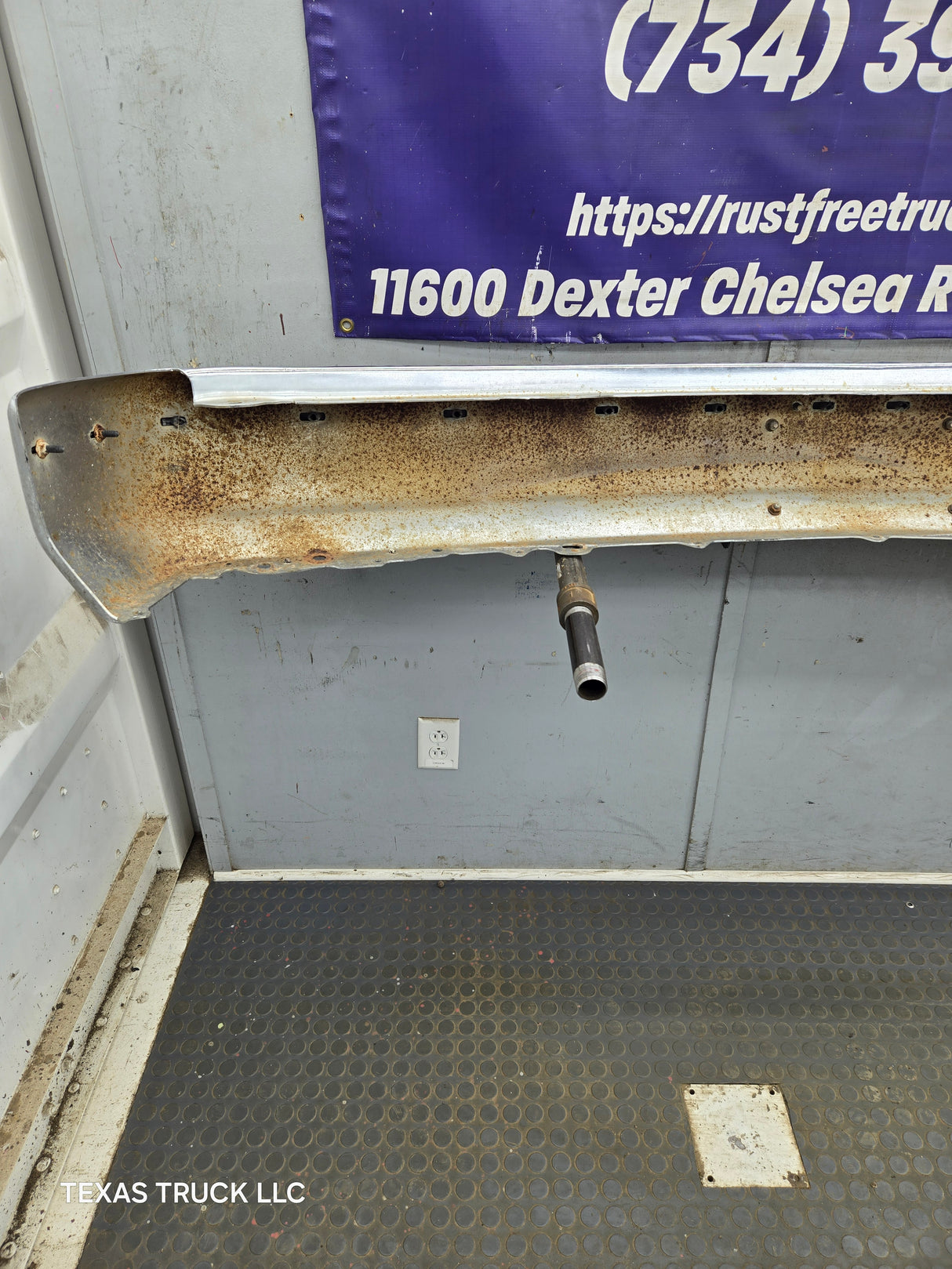 1988-1998 Chevrolet / GMC 1500 2500 3500 Front Bumper