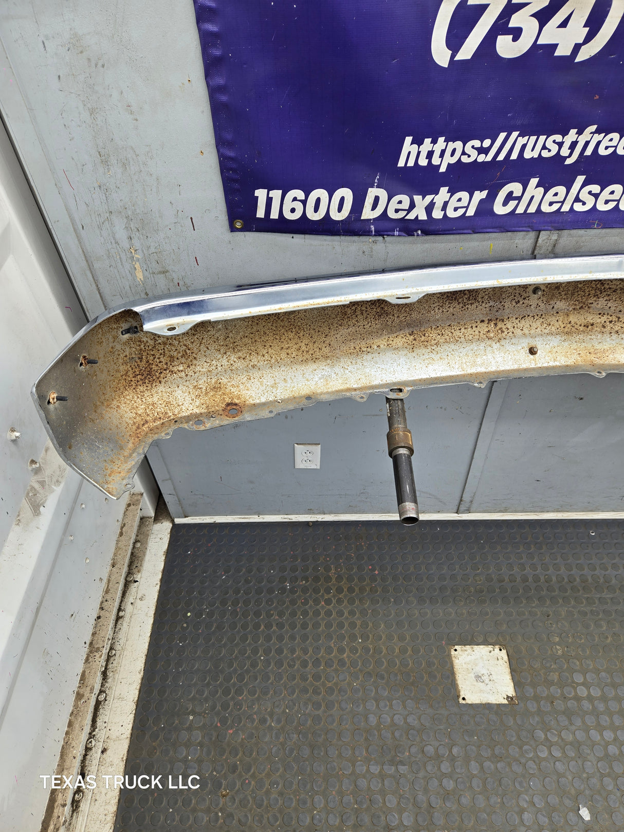 1988-1998 Chevrolet / GMC 1500 2500 3500 Front Bumper