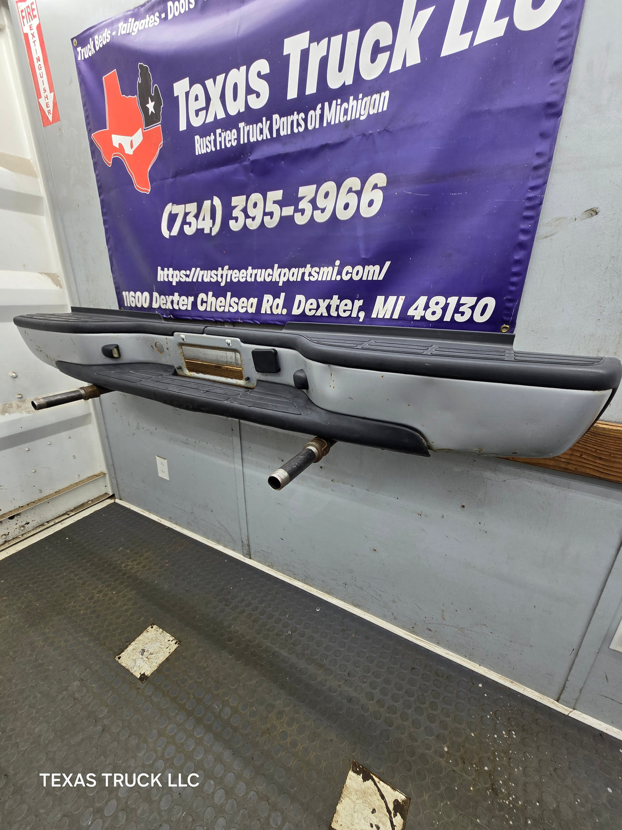 1999-2007 Chevrolet Silverado / GMC Sierra 2500 3500 HD Rear