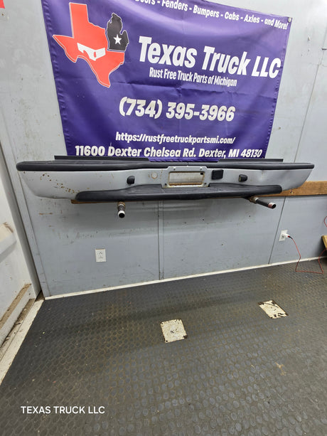 1999-2007 Chevrolet Silverado / GMC Sierra 2500 3500 HD Rear