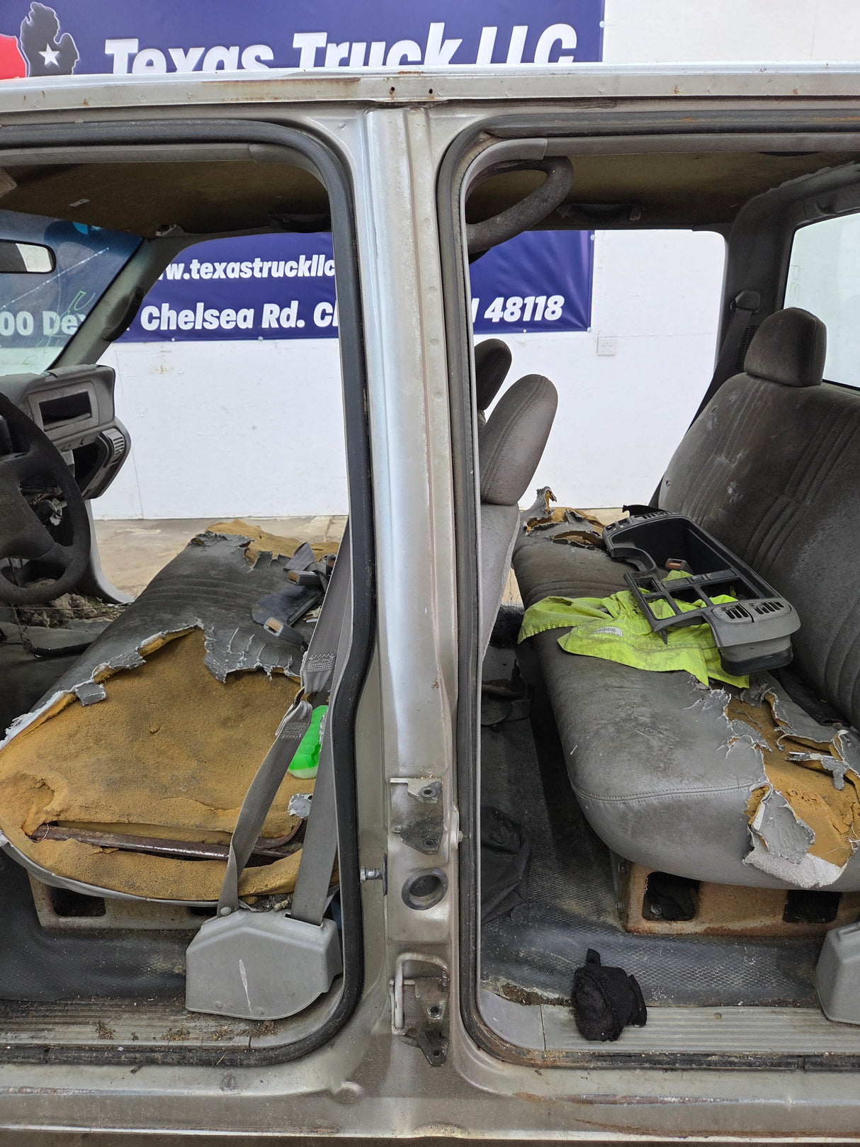 1988-2000 Chevrolet Silverado GMC Sierra Crew Cab