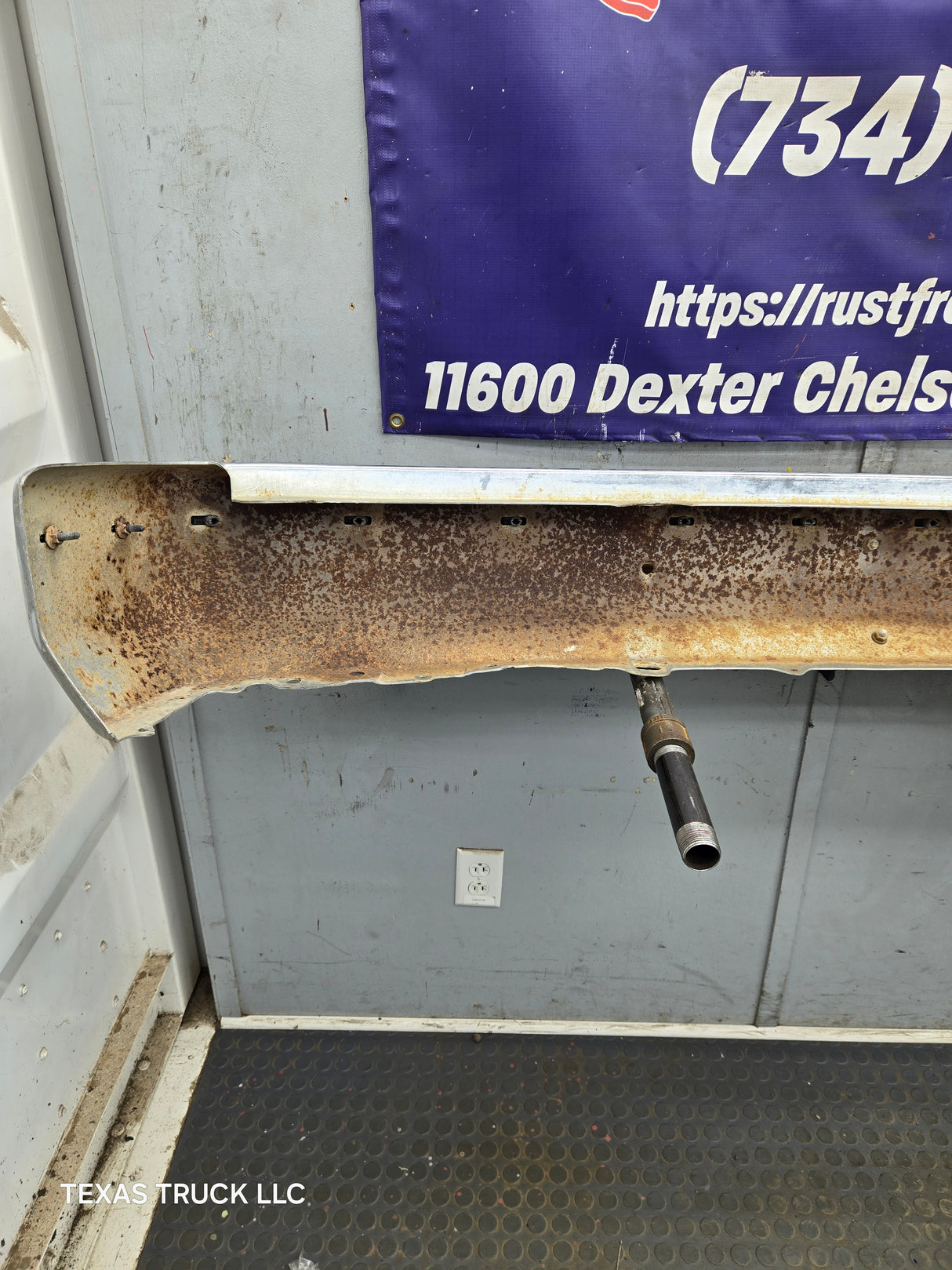 1988-1998 Chevrolet / GMC 1500 2500 3500 Front Bumper