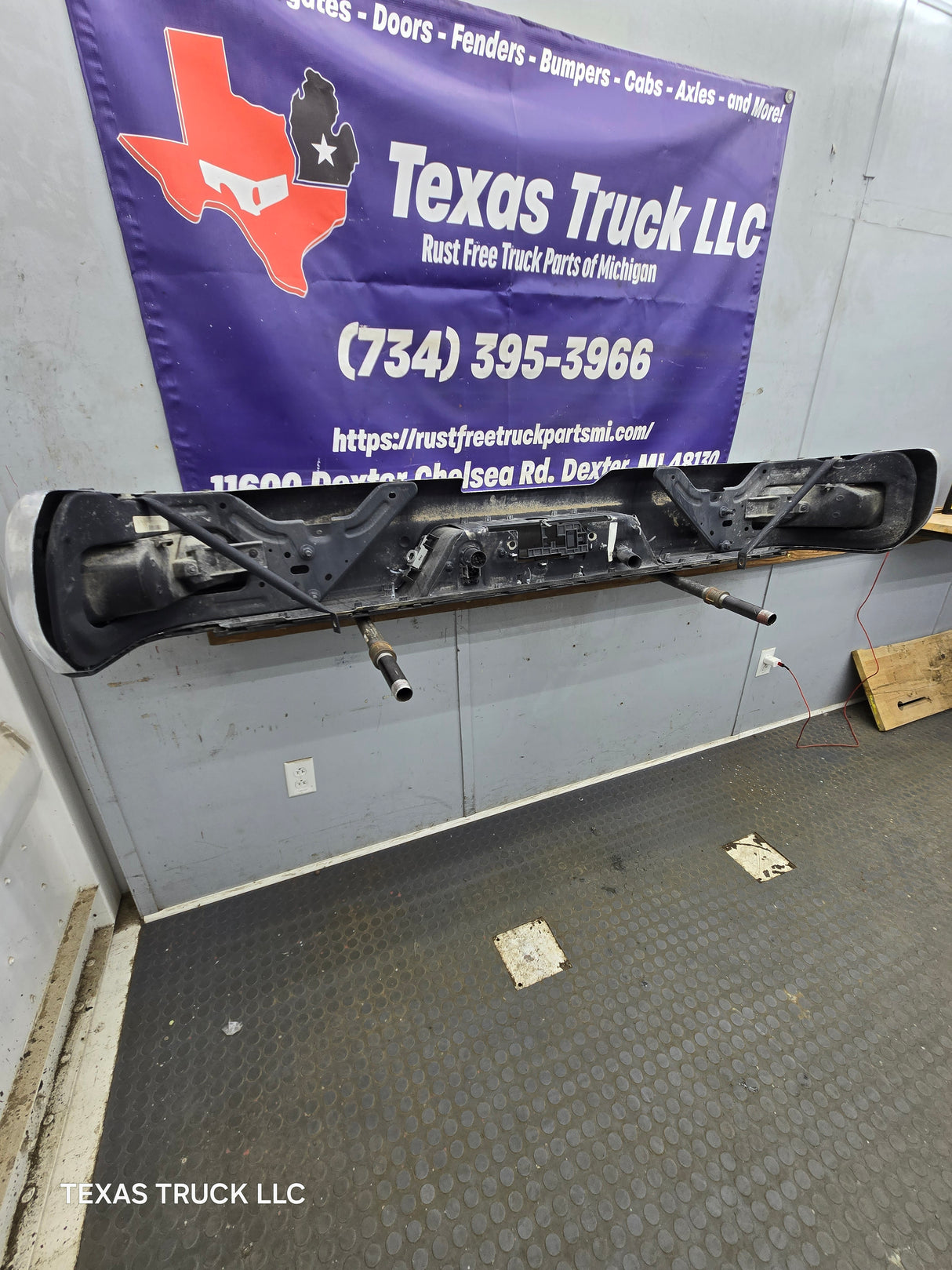 2019-2026 Chevrolet Silverado / GMC Sierra 2500 3500 HD Rear Bumper