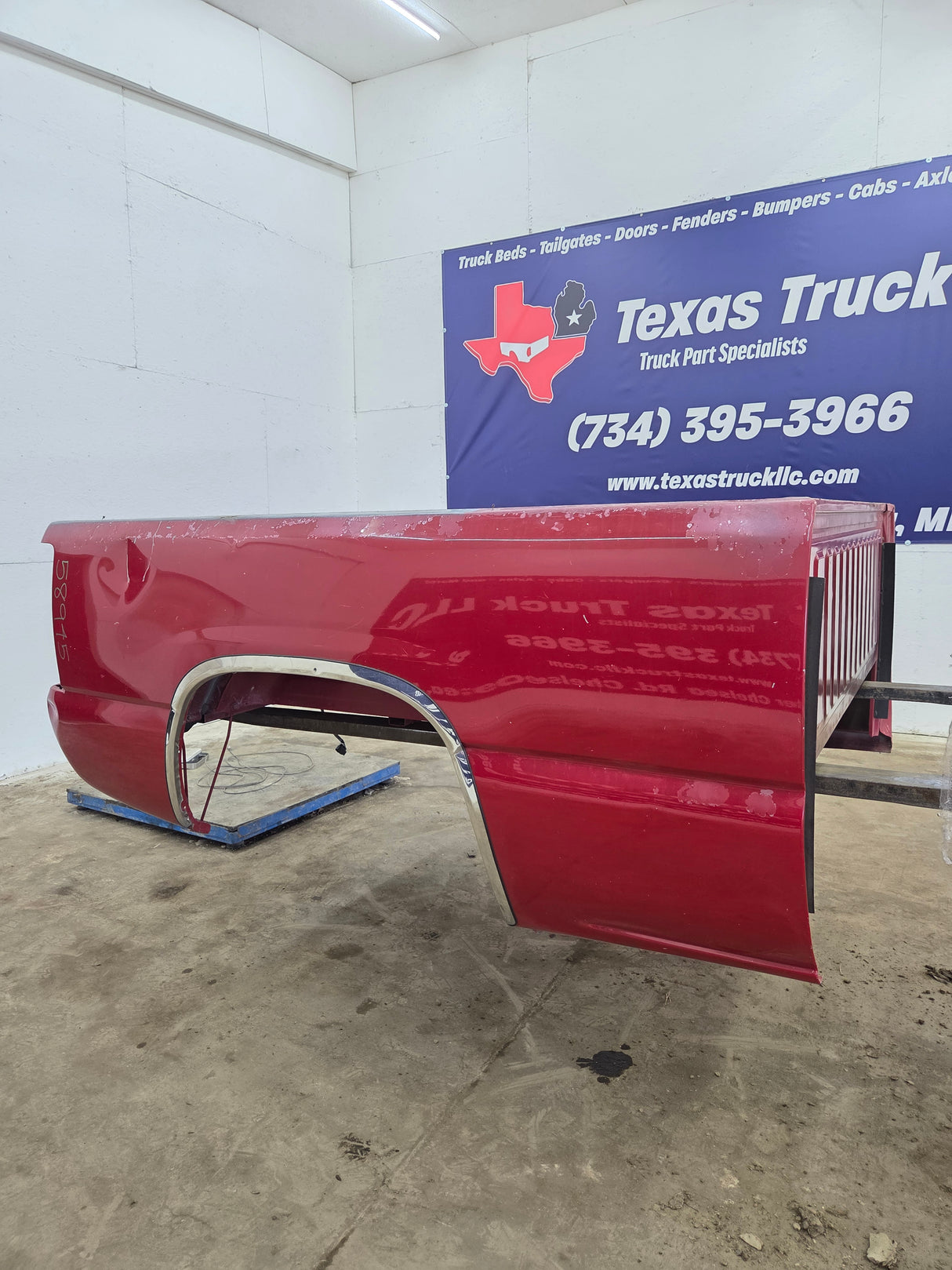 1999-2007 Chevrolet Silverado / GMC Sierra 1500 2500HD 3500HD 6' 6" Short Truck Bed