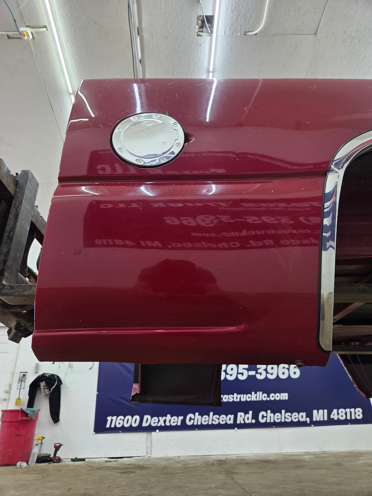1999-2007 Chevrolet Silverado / GMC Sierra 1500 2500HD 3500HD 6' 6" Short Truck Bed