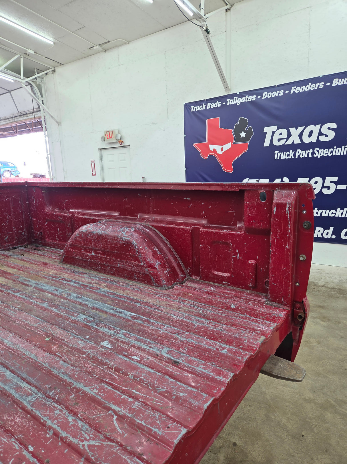 1999-2007 Chevrolet Silverado / GMC Sierra 1500 2500HD 3500HD 6' 6" Short Truck Bed