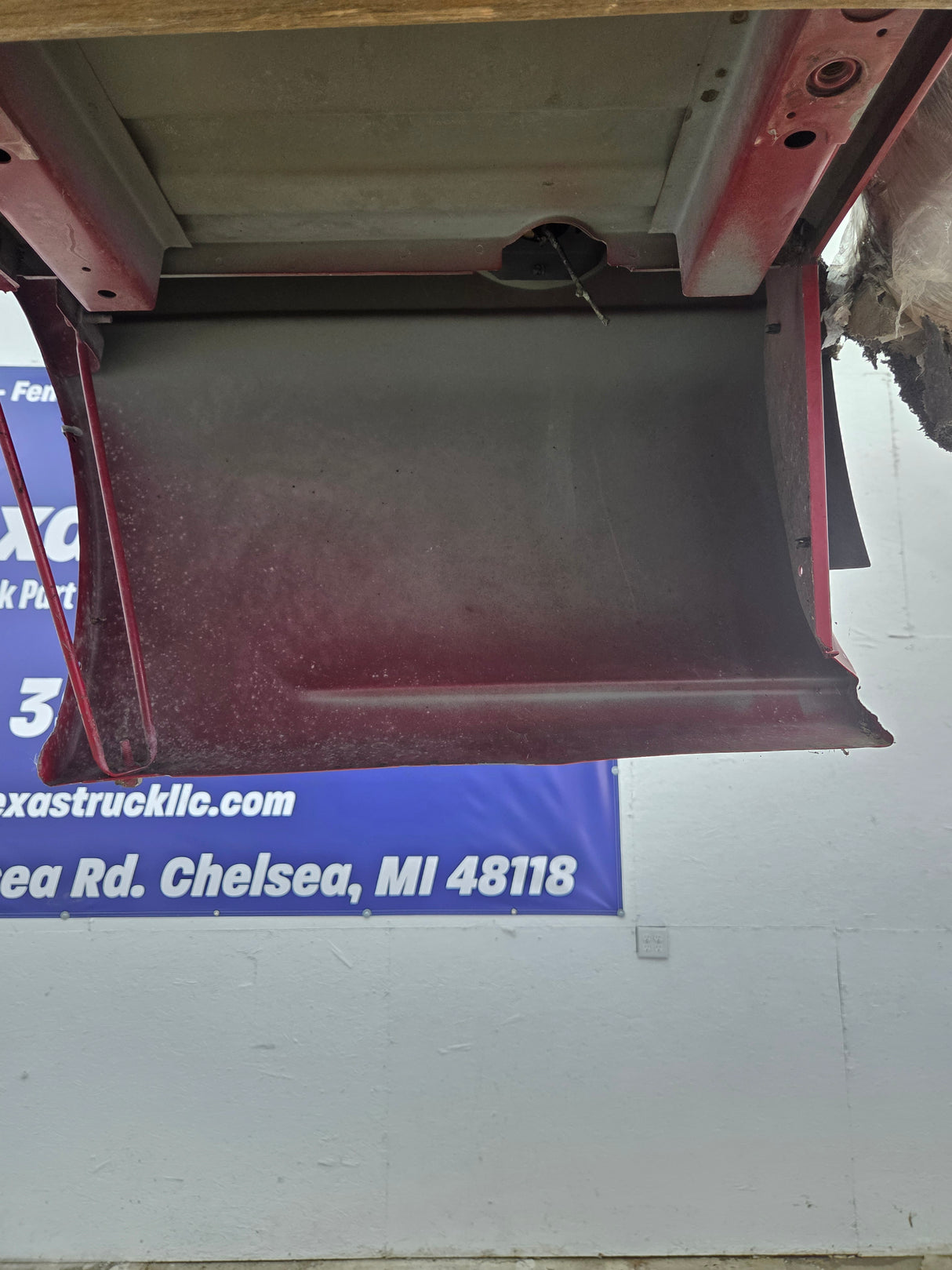 1999-2007 Chevrolet Silverado / GMC Sierra 1500 2500HD 3500HD 6' 6" Short Truck Bed