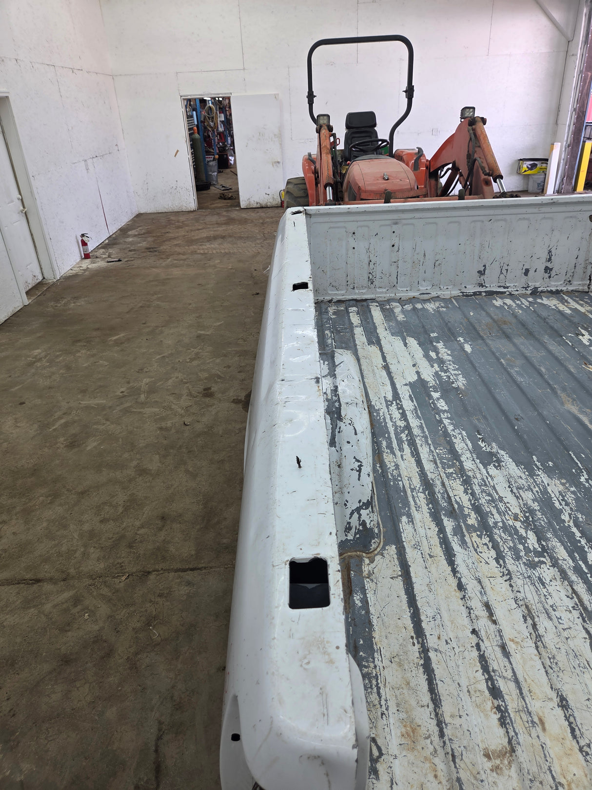 1999-2007 Chevrolet Silverado / GMC Sierra 1500 2500 3500 HD 8' Long Bed Truck Bed