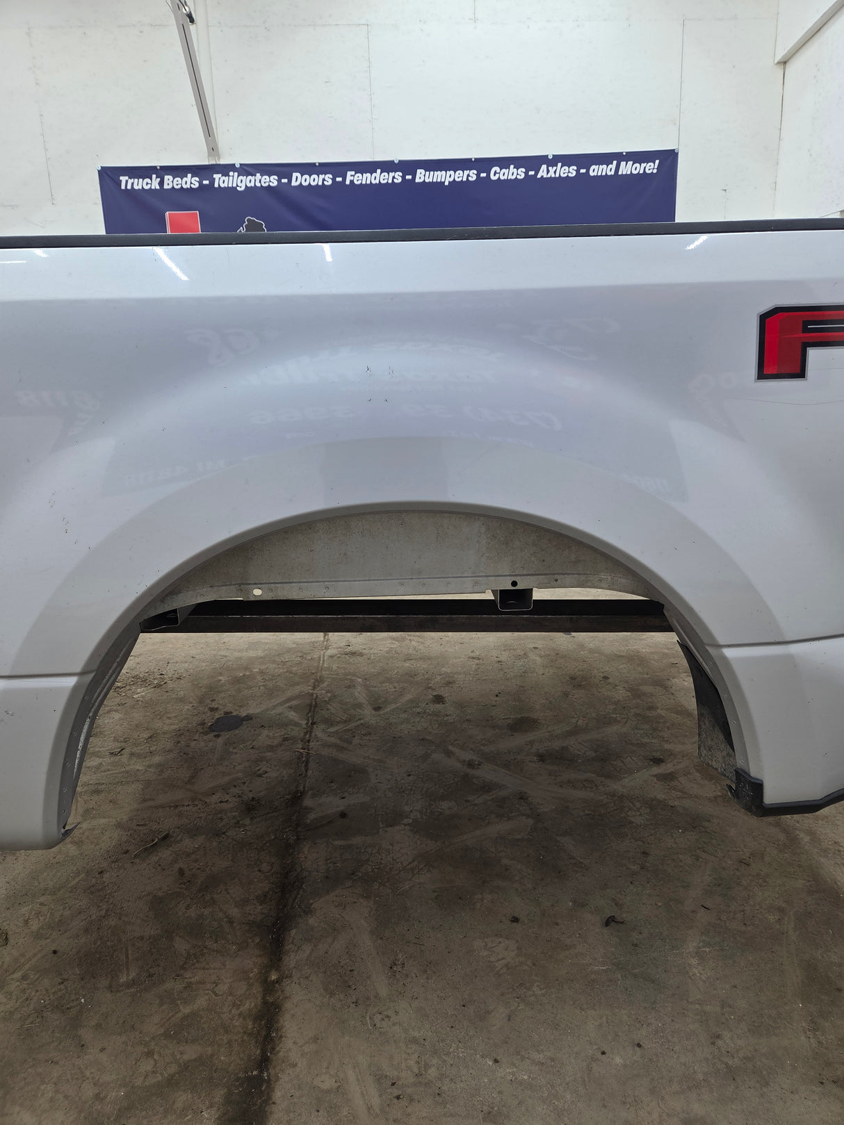 2017-2022 Ford F250 F350 Super Duty 6' 9" Short Truck Bed