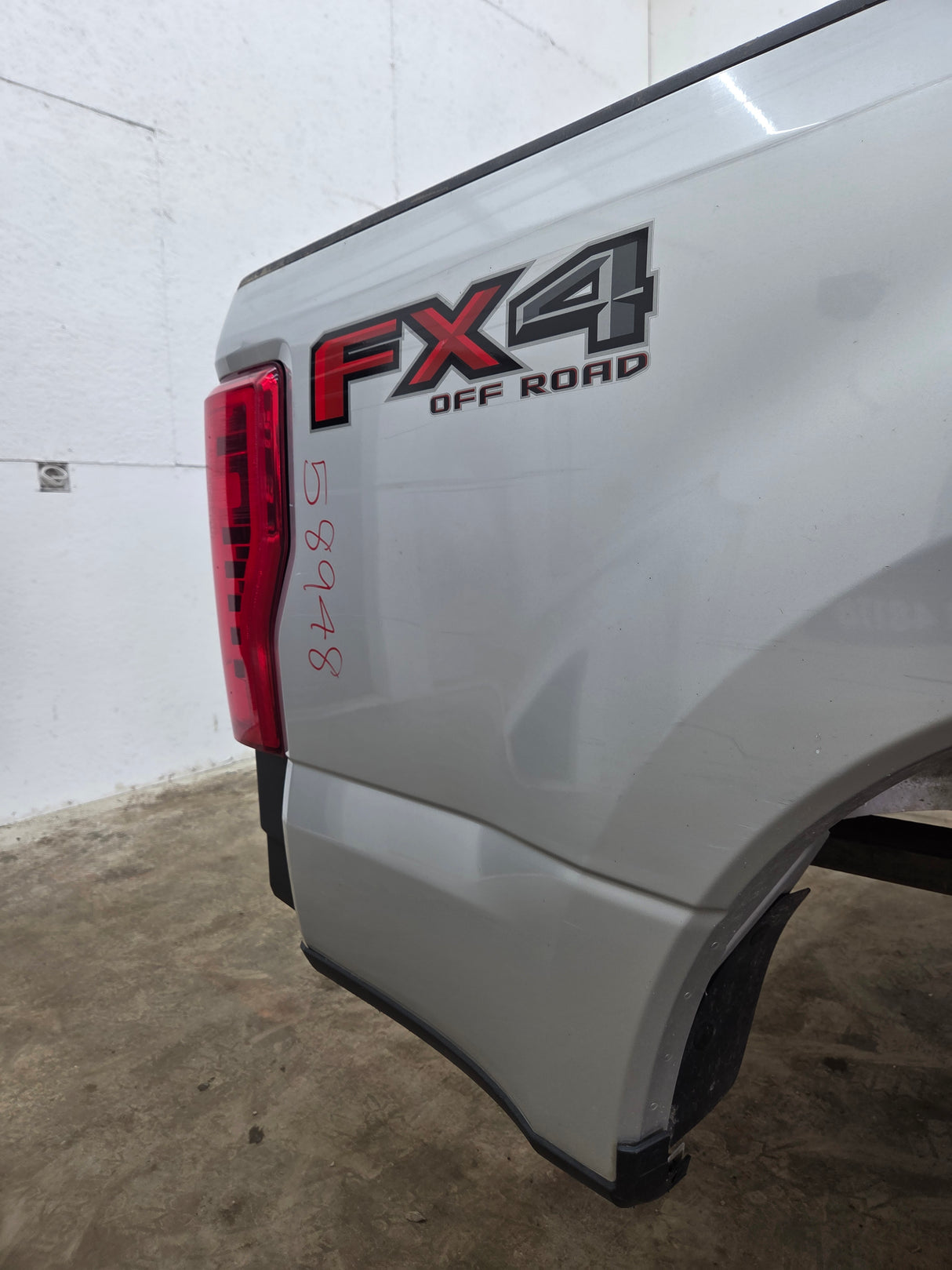 2017-2022 Ford F250 F350 Super Duty 6' 9" Short Truck Bed