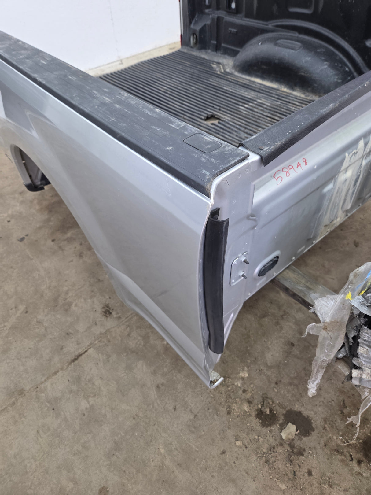 2017-2022 Ford F250 F350 Super Duty 6' 9" Short Truck Bed
