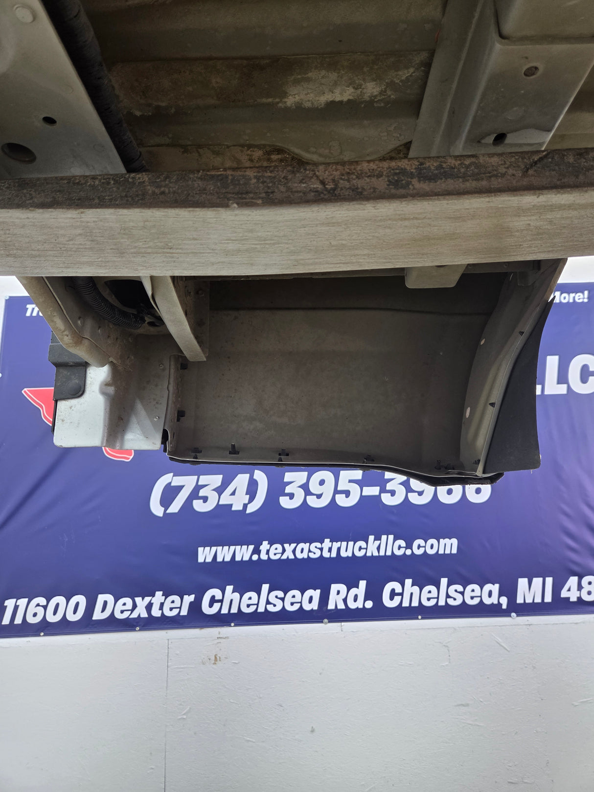 2017-2022 Ford F250 F350 Super Duty 6' 9" Short Truck Bed
