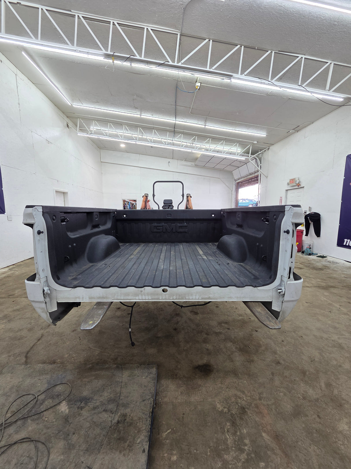 2014-2019 GMC Sierra 1500 5' 8" Short Bed