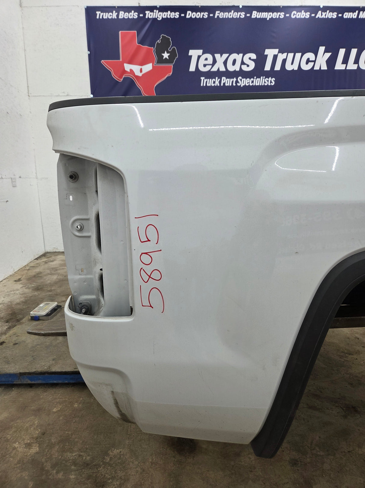2014-2019 GMC Sierra 1500 5' 8" Short Bed