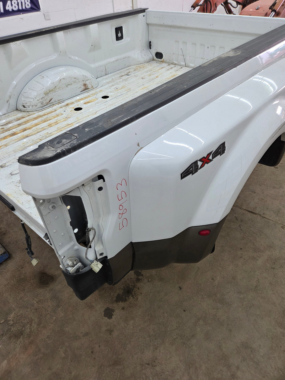 2017-2022 Ford Super Duty F350 F450 F550 8' Dually Bed