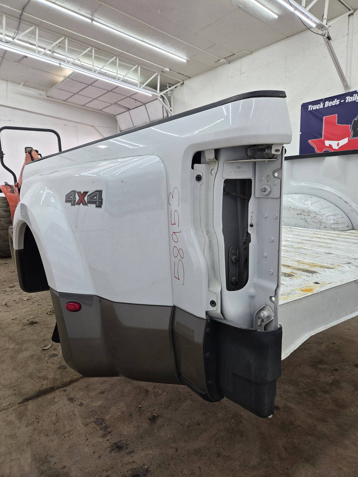 2017-2022 Ford Super Duty F350 F450 F550 8' Dually Bed