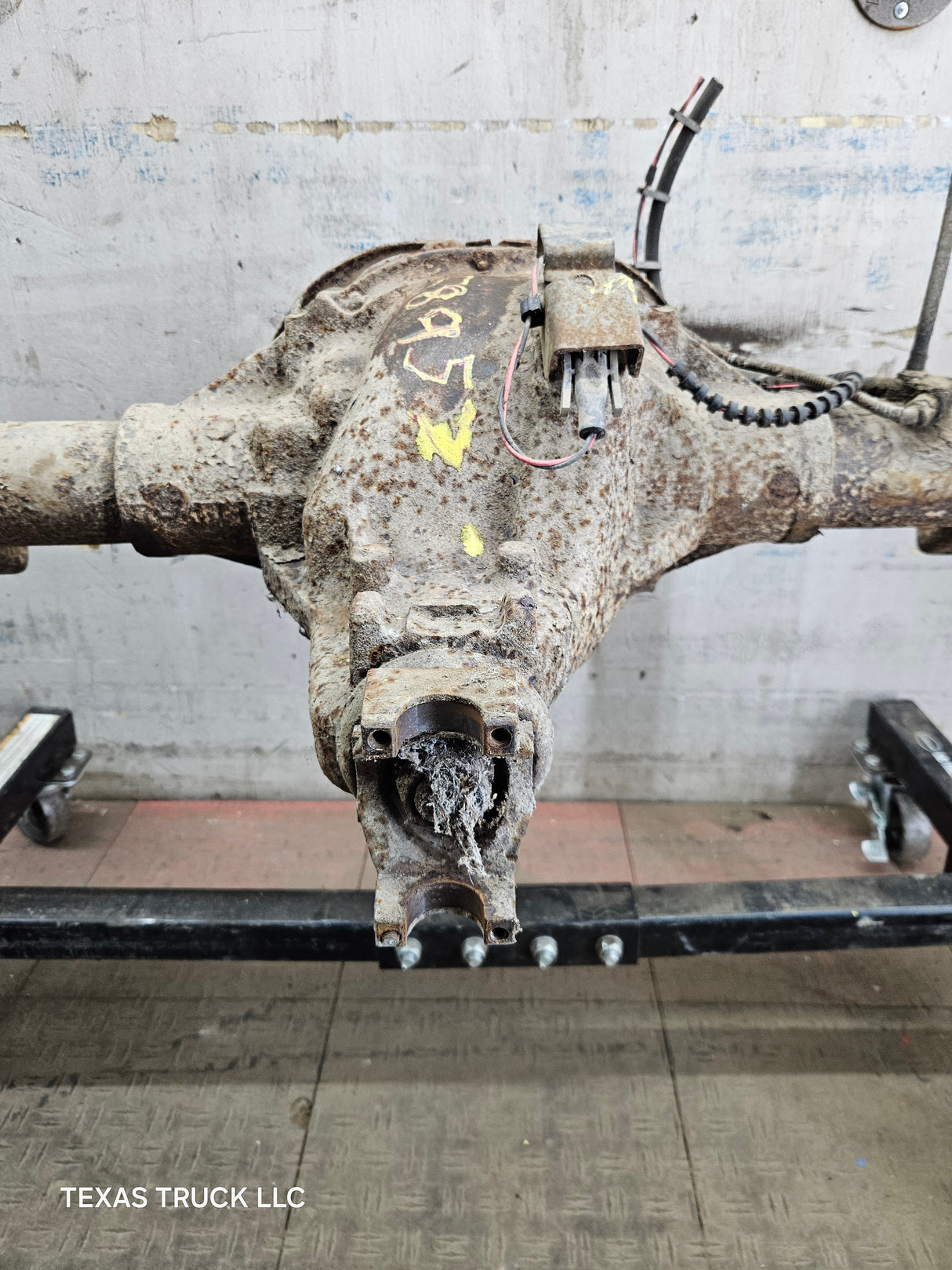 1991-1996 Dodge Dakota Rear Axle 3.55 Gear Ratio 8 1/4 Ring gear