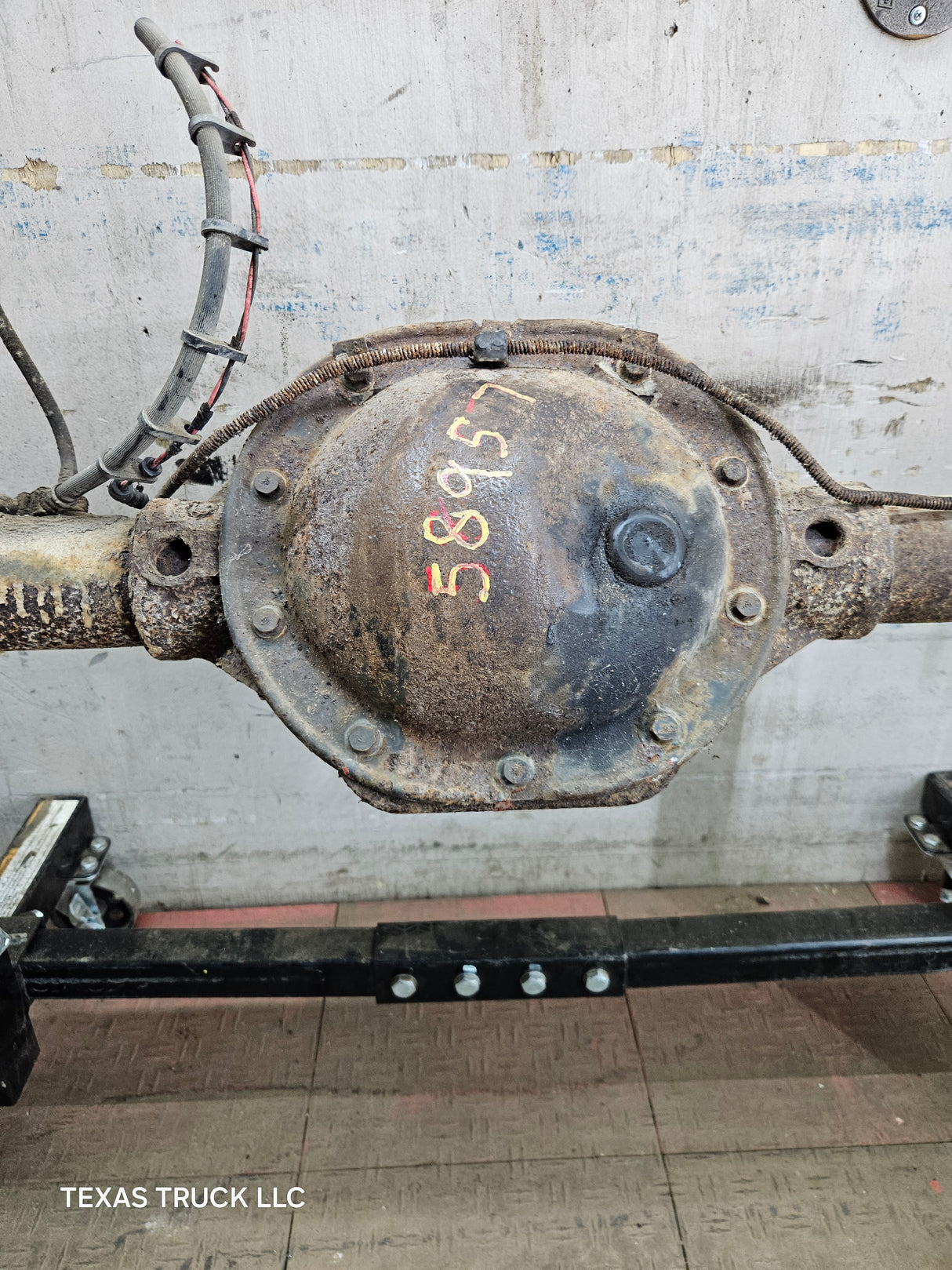 1991-1996 Dodge Dakota Rear Axle 3.55 Gear Ratio 8 1/4 Ring gear