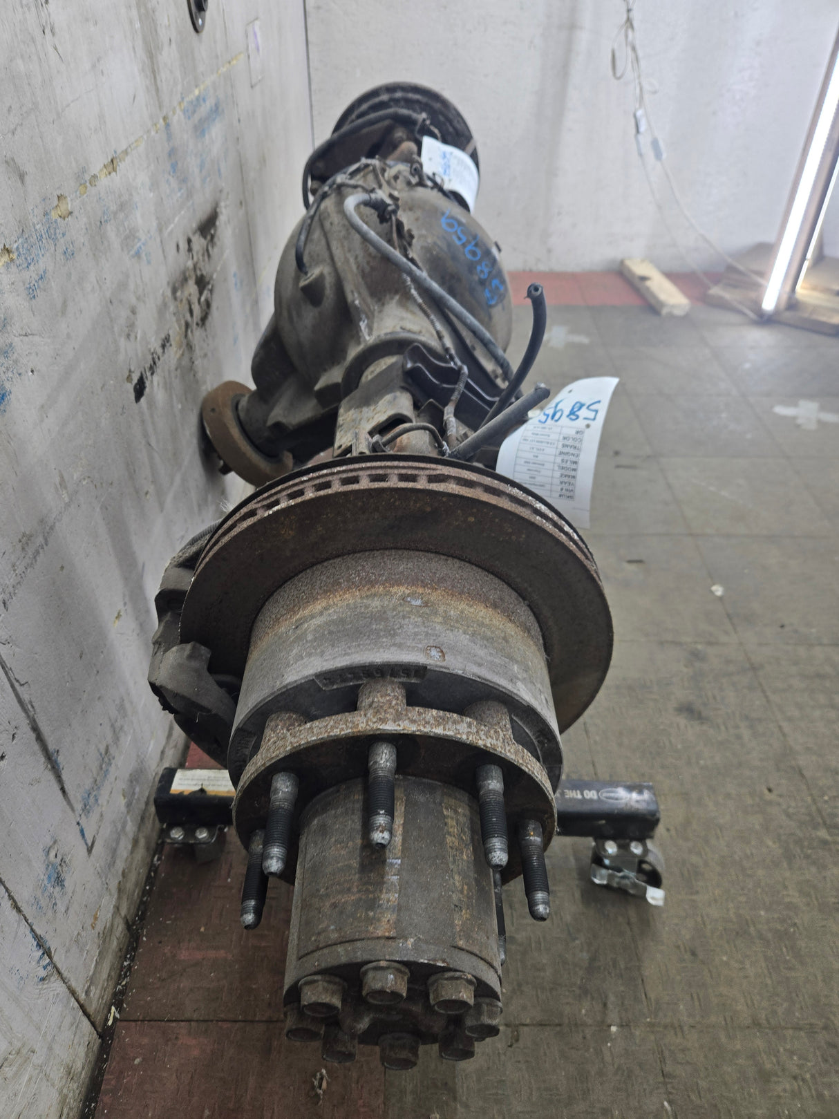 2001-2006 Chevrolet Silverado / GMC Sierra 3500 HD Dually Rear Axle Cab & Chassis 4.10 11.5" GT5 G80