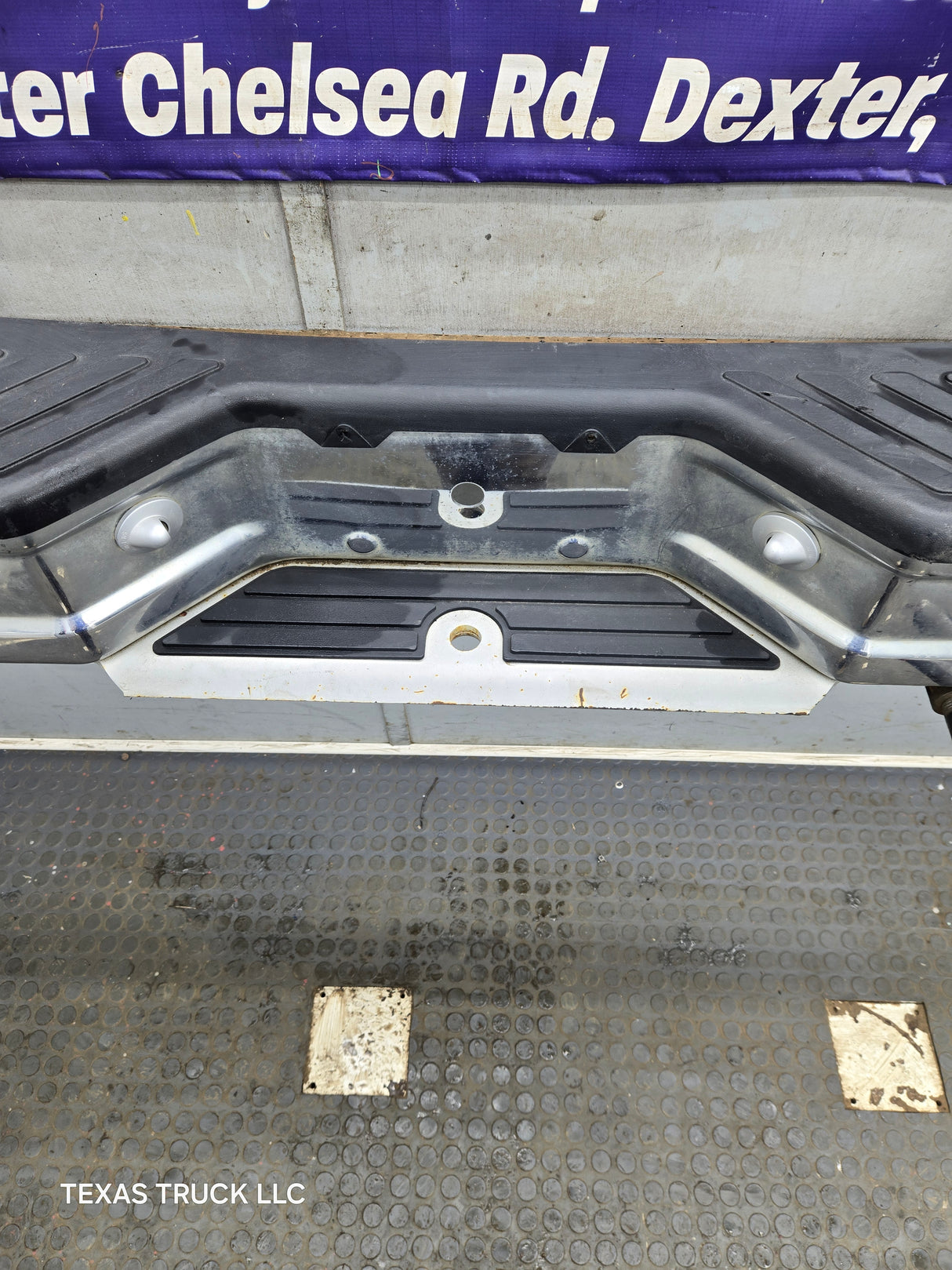 1980-1997 Ford F100 F150 F250 F350 Rear Bumper